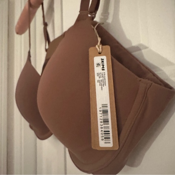 SKIMS - NWT - Fits Everybody T-Shirt Bra 38A JASPER - Picture 6 of 6